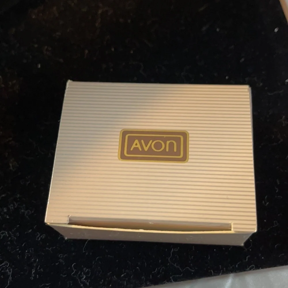 Avon (1992) Vintage Floral Etched Hoop Earrings SilverTone